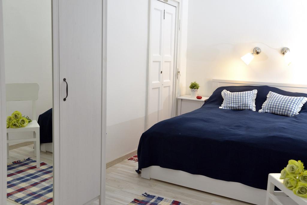 Paris Apartment Budapest Bilik gambar